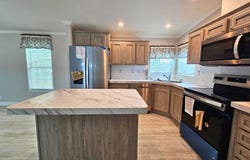 900 9th Ave E, Palmetto, FL 34221