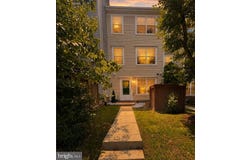 18997 HIGHSTREAM DR #834, GERMANTOWN, MD 20874