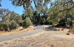 76348 Bryson Hesperia Road, Bradley, CA 93426
