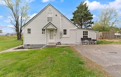 31 Cemetery Road, Williamsburg, KY 40769