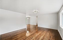 4005 NW 52nd Street, Riverside, MO 64150