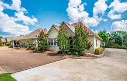 2004 Stonebridge, OXFORD, MS 38655