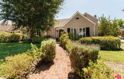 1990 Rose Villa St, Pasadena, CA 91107