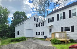 5 Ossipee Trail E, Standish, ME 04084