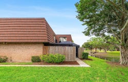 1815 18th Lane, Palm Beach Gardens, FL 33418