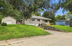 222 PICKARDY Lane, COUNCIL BLUFFS, IA 51503