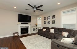1213 CHESTNUT ST, BURLINGTON, NJ 08016