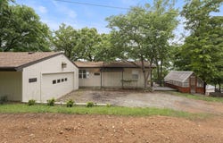 53401 E 344 Lane, Jay, OK 74346