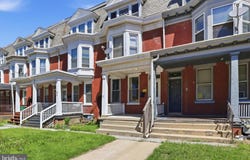 55 E COTTAGE Place, YORK, PA 17401