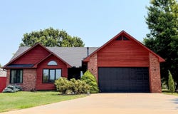 375 Lake Rd, Pratt, KS 67124