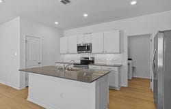 109 Hatari Trl, Jarrell, TX 76537
