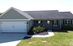 3923 Ritchie Road, Lincolnton, NC 28092