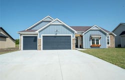 1018 Bluestem Circle, Baldwin City, KS 66006