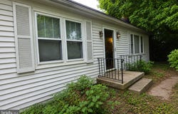 730 E DIVISION Street, DOVER, DE 19901