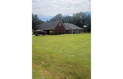 68 Pickle LN, Heavener, OK 74937