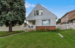 2567 S 60th St, West Allis, WI 53219