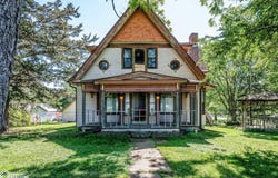 563 S Maple Street, Avoca, IA 51521