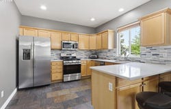 497 CAMERON St, Albany, OR 97322