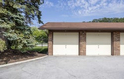 6413 Oak Forest Avenue, Tinley Park, IL 60477