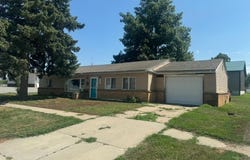 315 E 1st Street, Clarkson, NE 68629