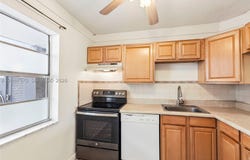 7887 Golf Cir Dr, Margate, FL 33063