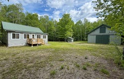 11 Bartlett Road, Springfield, ME 04487