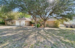 116 Warbonnet, Del Rio, TX 78840