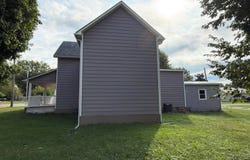 211 Hill St, Edison, OH 43320