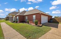 338 Mallory Drive, Byram, MS 39272