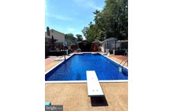 8872 OLDE MILL Run, MANASSAS, VA 20110