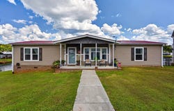 61 Square Grove Road, Waterloo, SC 29384