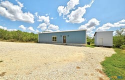 4001 Barth Road, Lockhart, TX 78644