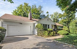 14 Sunview Drive, Glen Cove, NY 11542