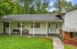 611 Landsdowne Drive, Blacksburg, VA 24060
