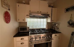 100 Hazel Avenue, Three Rivers, TX 78071
