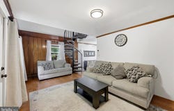 801 E PENN PINES Boulevard, ALDAN, PA 19018