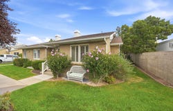 1493 W CORNERSTONE Dr, South Jordan, UT 84095