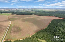 Smithfield Road, Atmore, AL 36502
