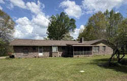 398 Peteet Street, Rainbow City, AL 35906