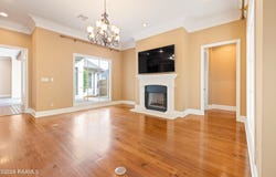 100 Roswell Crossing, Lafayette, LA 70508
