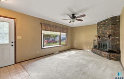 406 Johnson Ave, Baltic, SD 57003-2001