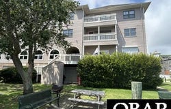 207 Queen Elizabeth Avenue, Manteo, NC 27954