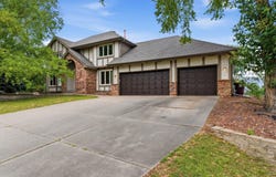1467 Kings Crest, Eagan, MN 55122