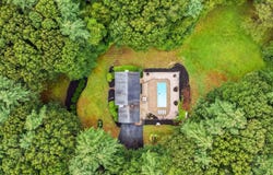 34 Old Stage Road, Hampton Falls, NH 03844