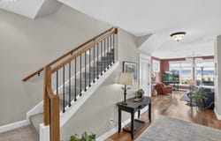 434 S 2ND St, StHelens, OR 97051