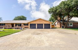 1311 Itasca Street, Plainview, TX 79072