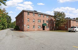 180 Tyngsboro Road, Chelmsford, MA 01863