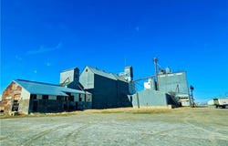 120 4th Avenue SE, Conrad, MT 59425
