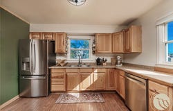 1045 E 2nd Ave N, Columbus, MT 59019