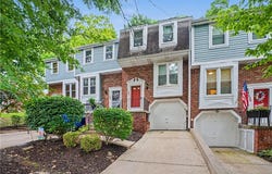 127 Spruce Ct, Ross Twp, PA 15229